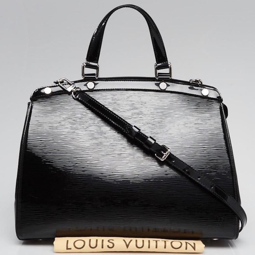 Louis Vuitton Brea MM black leather bag